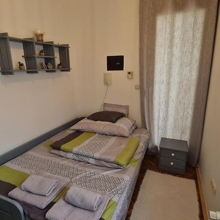 Ri-Jo Apartman Mohács Eksteriør bilde